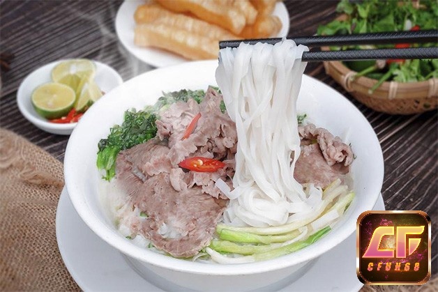 Mơ thấy ăn phở đánh đề con gì cho dễ trúng